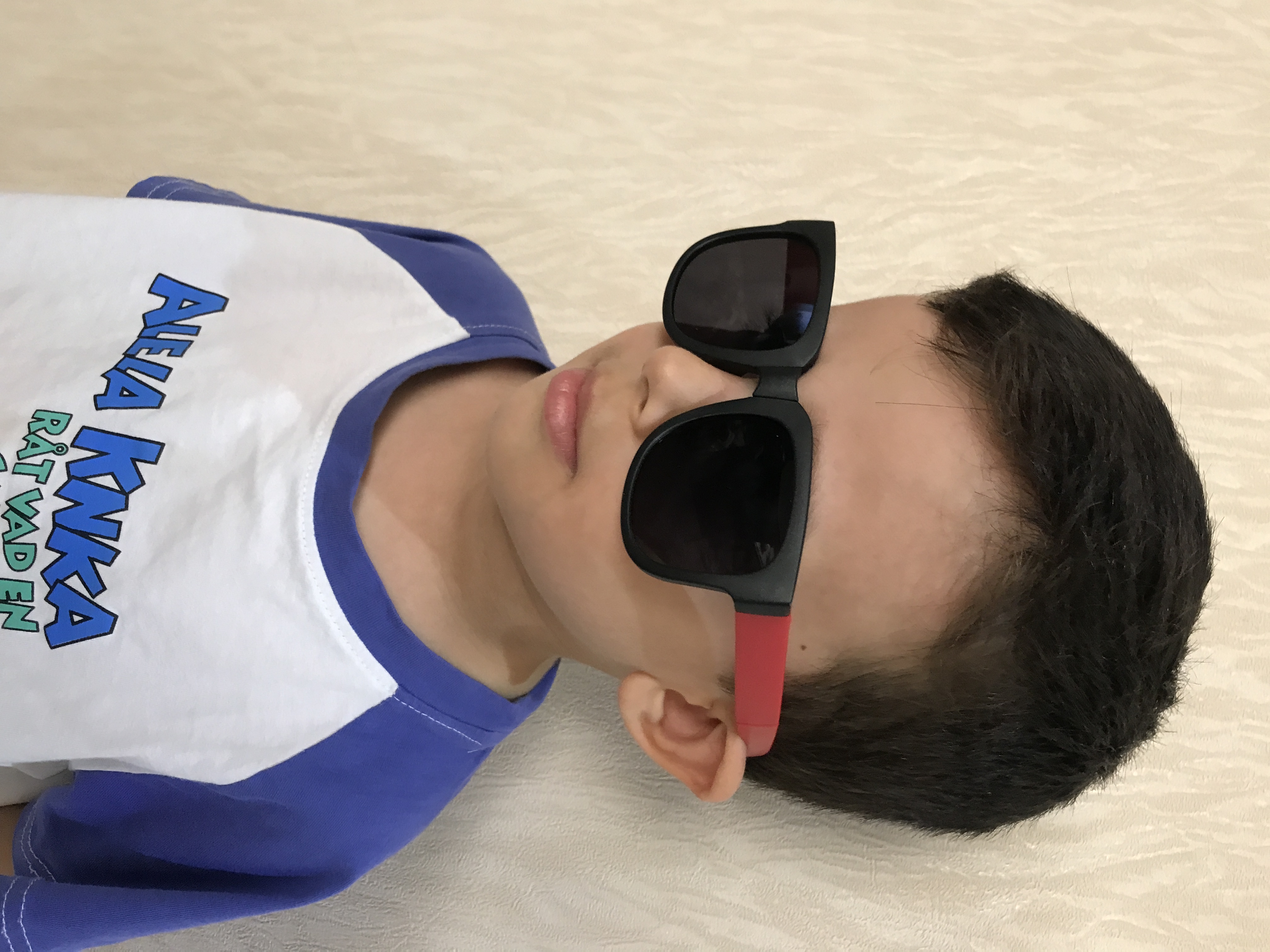 عینک تاشودورنگ کودک